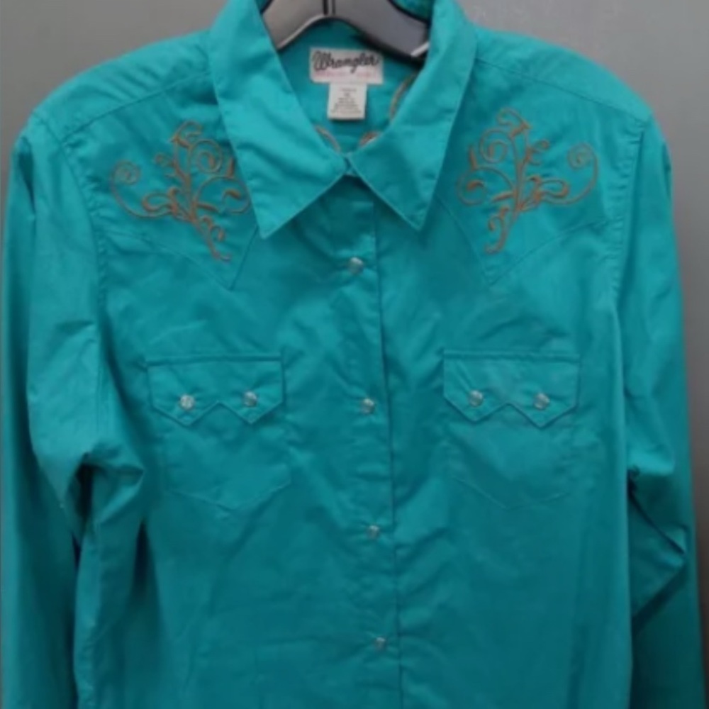 Wrangler Turquoise and Gold Shirt Women’s XL
